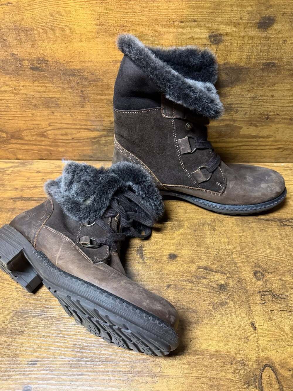 Overland Women's Sono Wool-Lined Waterproof Leather and Sheepskin Hiker Boots